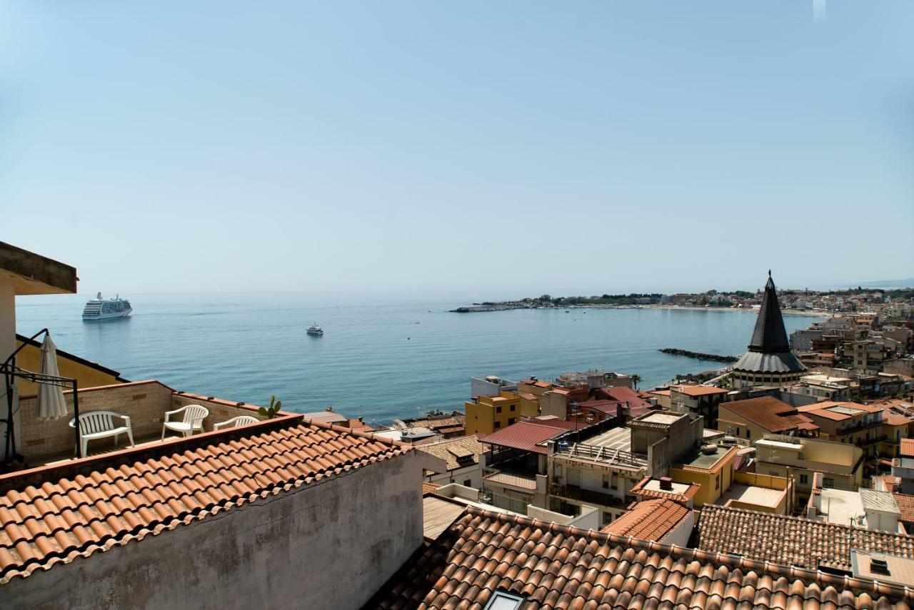 Nick & Santo's Holiday Homes * Giardini Naxos